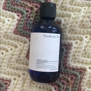 Pyunkang Yul Essence Toner